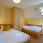 Spacious 5 Bedroom House * Galway