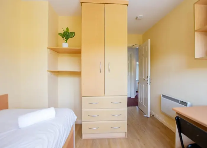 Spacious 5 Bedroom House